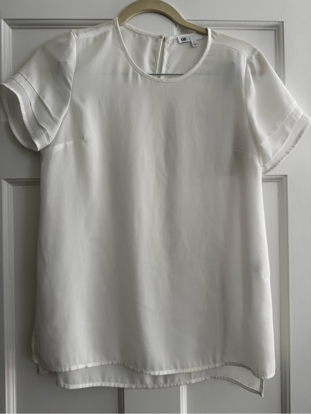 DR2 White Layered Short-Sleeve Blouse
